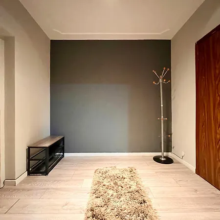 Modern Apartment Near Tineretului Park 아파트 *